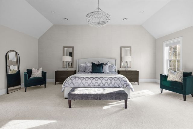 8 Leeds Way, Southborough, MA 01772