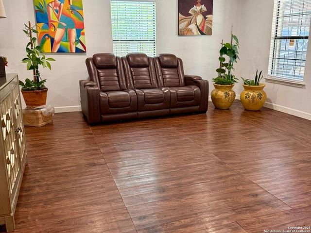 5102 Hemphill, San Antonio, TX 78228