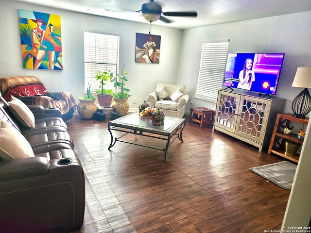 5102 Hemphill, San Antonio, TX 78228