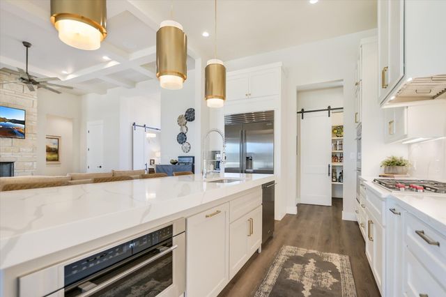 2900 Bay West BLVD, Horseshoe Bay, TX 78657