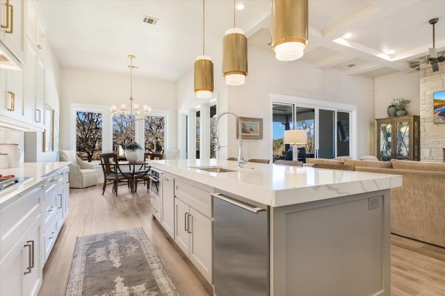 2900 Bay West BLVD, Horseshoe Bay, TX 78657