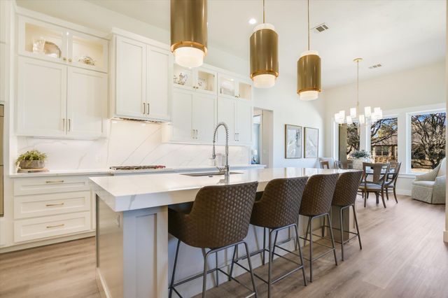 2900 Bay West BLVD, Horseshoe Bay, TX 78657