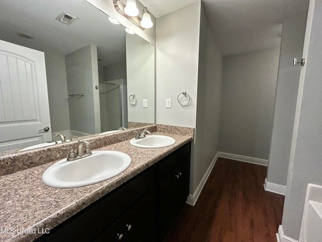 10604 Roundhill Drive, Gulfport, MS 39503