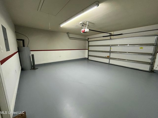 10604 Roundhill Drive, Gulfport, MS 39503