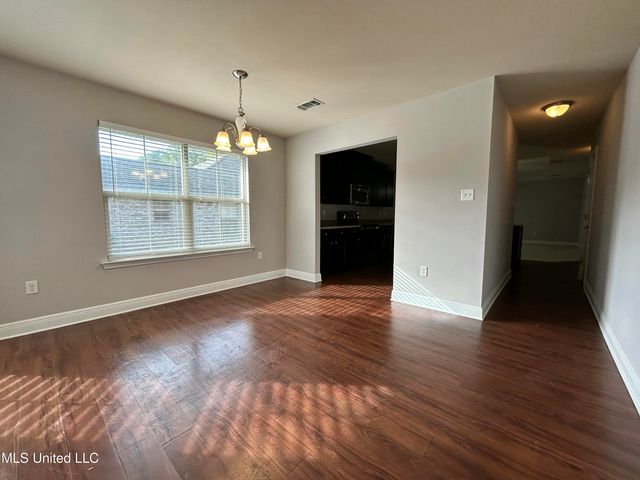 10604 Roundhill Drive, Gulfport, MS 39503