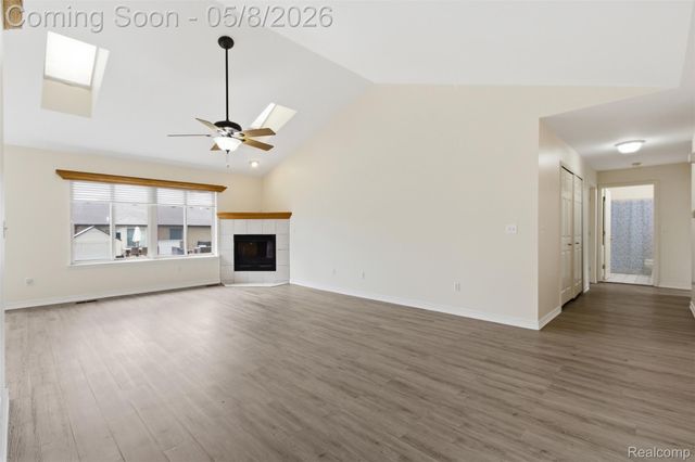 46877 Twin City Trail, Macomb Township, MI 48044