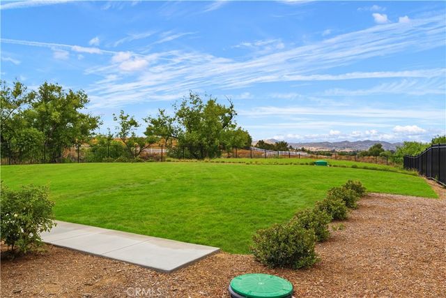 16519 Ginger Creek Drive, Riverside, CA 92504