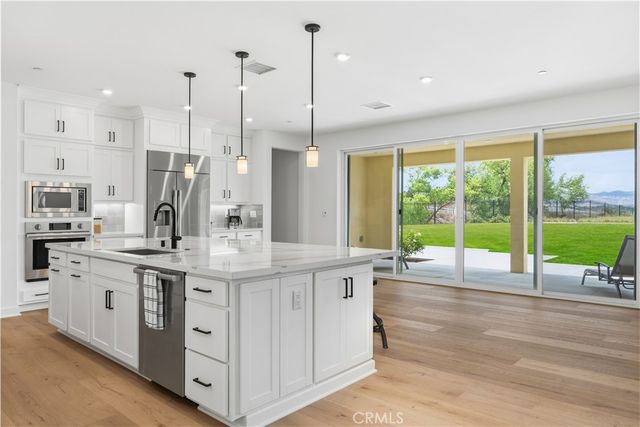 16519 Ginger Creek Drive, Riverside, CA 92504