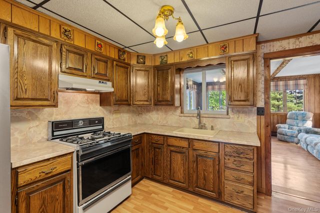 31 Highview Terrace, Bloomingburg, NY 12721