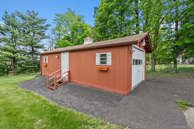 31 Highview Terrace, Bloomingburg, NY 12721