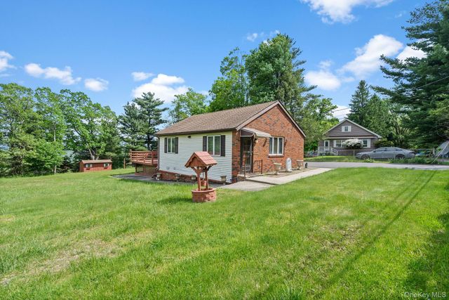 31 Highview Terrace, Bloomingburg, NY 12721
