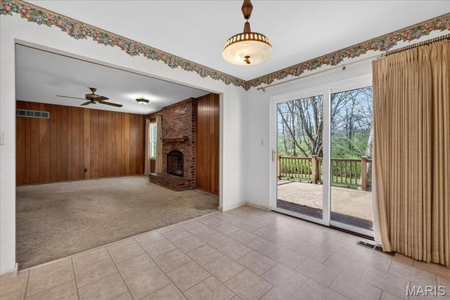 908 Dutch Mill Drive, Ballwin, MO 63011