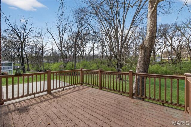 908 Dutch Mill Drive, Ballwin, MO 63011