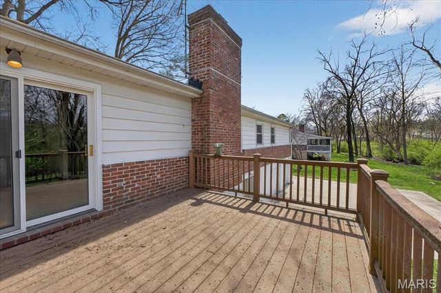 908 Dutch Mill Drive, Ballwin, MO 63011