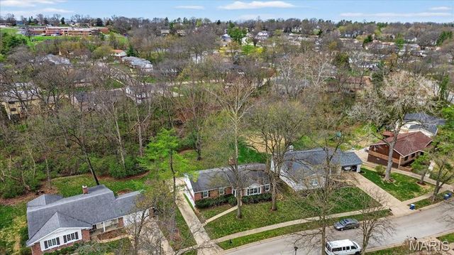 908 Dutch Mill Drive, Ballwin, MO 63011