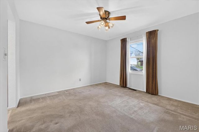 908 Dutch Mill Drive, Ballwin, MO 63011