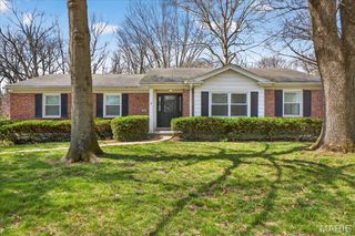 908 Dutch Mill Drive, Ballwin, MO 63011