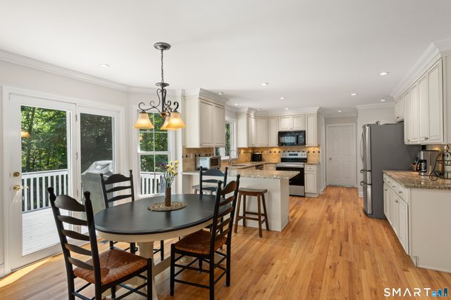 15 Rose Lane, Newtown, CT 06482