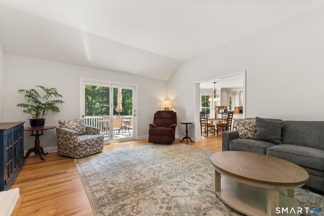 15 Rose Lane, Newtown, CT 06482