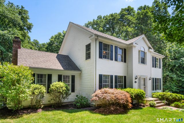 15 Rose Lane, Newtown, CT 06482