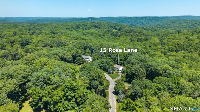 15 Rose Lane, Newtown, CT 06482