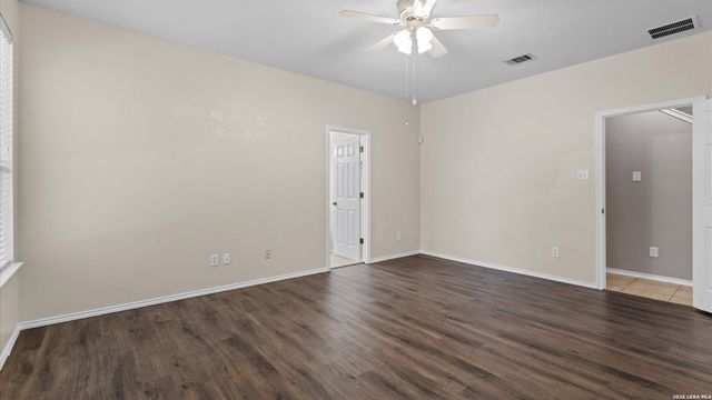 737 Fountain Gate, Cibolo, TX 78108