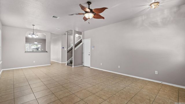 737 Fountain Gate, Cibolo, TX 78108