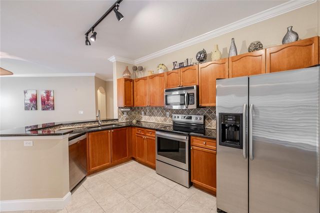 2749 VIA CIPRIANI 1010B, Clearwater, FL 33764