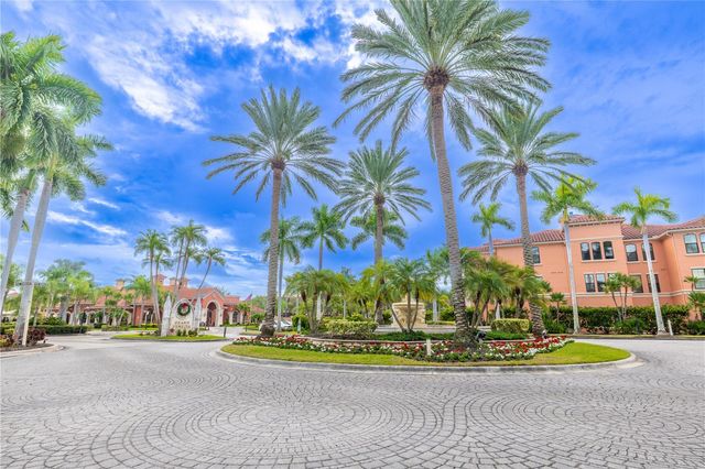 2749 VIA CIPRIANI 1010B, Clearwater, FL 33764