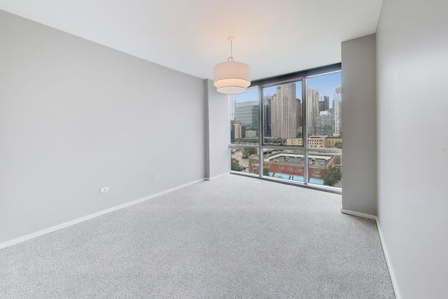 125 S Green Street 805A, Chicago, IL 60607