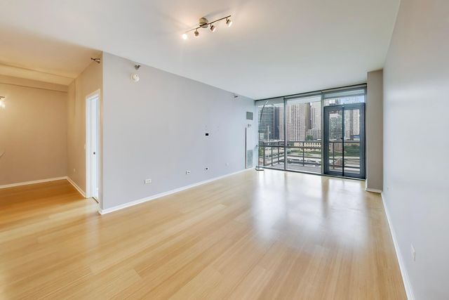 125 S Green Street 805A, Chicago, IL 60607