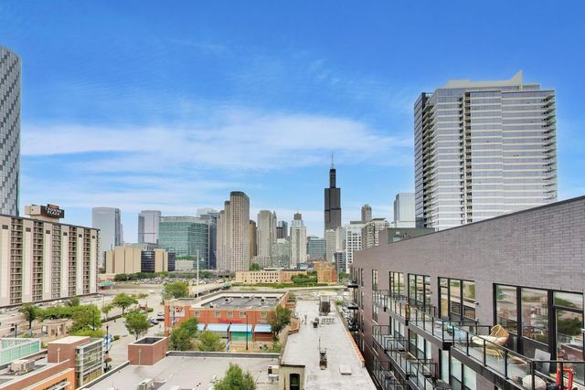 125 S Green Street 805A, Chicago, IL 60607