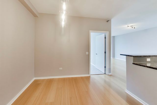 125 S Green Street 805A, Chicago, IL 60607