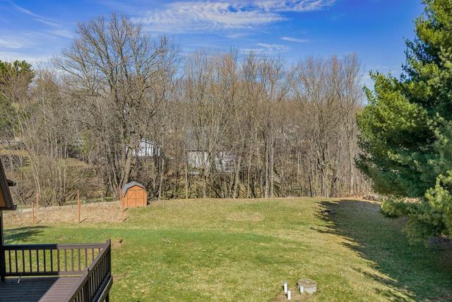 S1509 Canary Court, La Valle, WI 53941