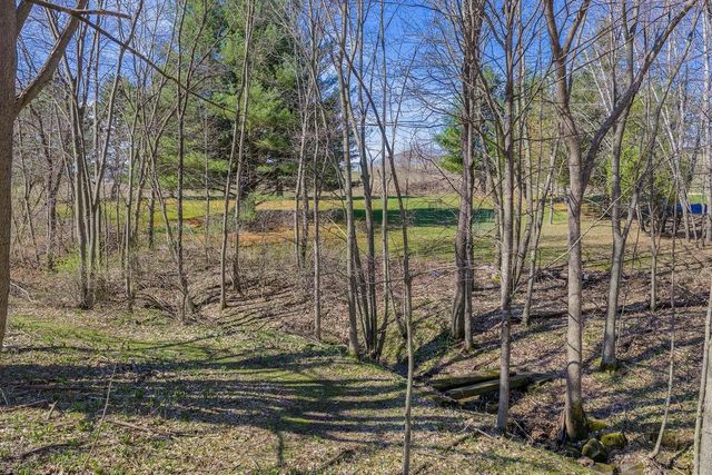 S1509 Canary Court, La Valle, WI 53941