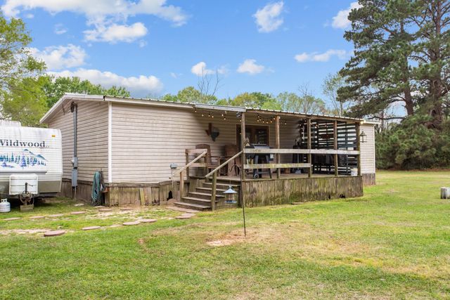 991 Herman Nerren Road, Huntington, TX 75949