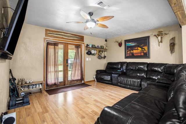 991 Herman Nerren Road, Huntington, TX 75949