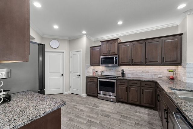 124 Wagon Mound, Waxahachie, TX 75167