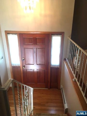 633 Totowa Road, Totowa, NJ 07512