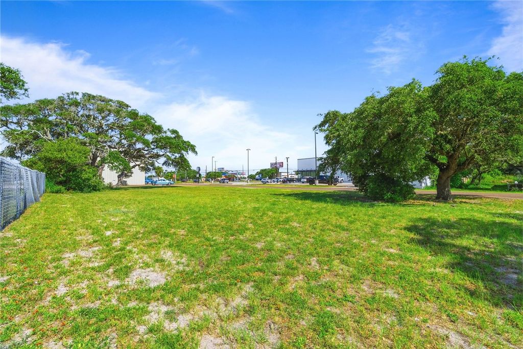2220 Hwy 35 N, Rockport, TX 78382 — photo 5