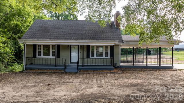 1002 Ramseur Road, Bessemer City, NC 28016