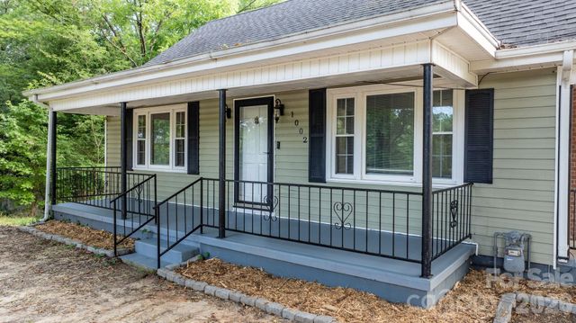 1002 Ramseur Road, Bessemer City, NC 28016