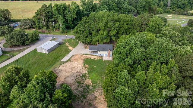 1002 Ramseur Road, Bessemer City, NC 28016