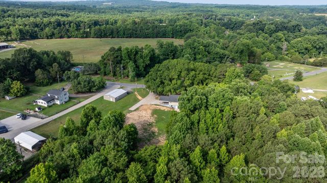 1002 Ramseur Road, Bessemer City, NC 28016