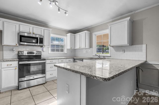 1002 Ramseur Road, Bessemer City, NC 28016