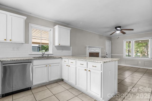 1002 Ramseur Road, Bessemer City, NC 28016