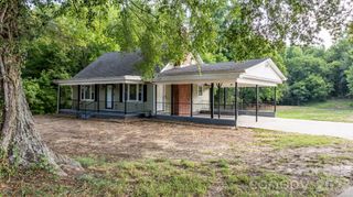 1002 Ramseur Road, Bessemer City, NC 28016
