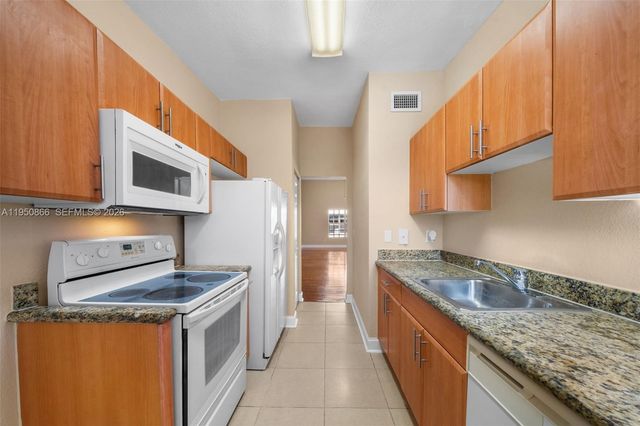9725 Bay Harbor Ter 24, Bay Harbor Islands, FL 33154