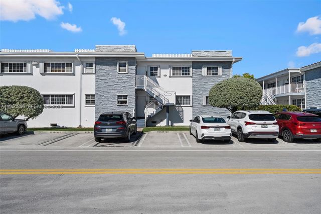 9725 Bay Harbor Ter 24, Bay Harbor Islands, FL 33154