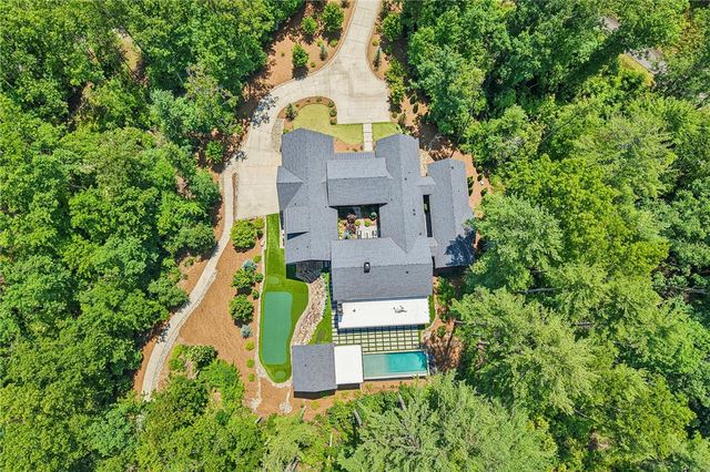 810 Lake View Court, Salem, SC 29676